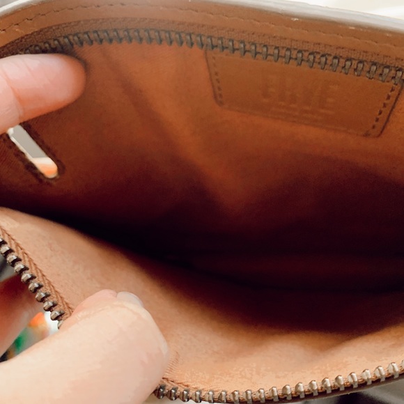 Frye Fanny pack - Picture 6 of 9